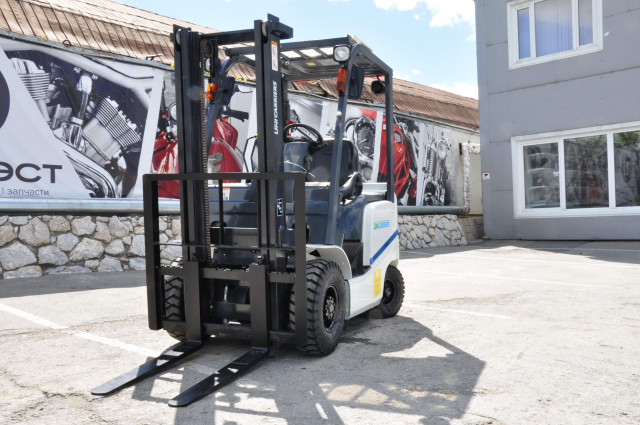 UNICARRIERS FD15T14
